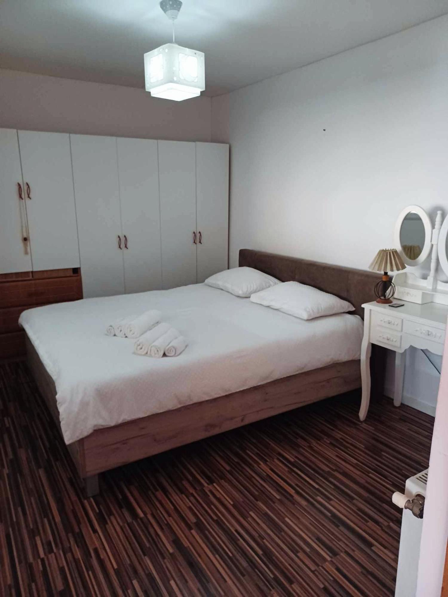 شقة Parc Side Apartament Bistriţa المظهر الخارجي الصورة
